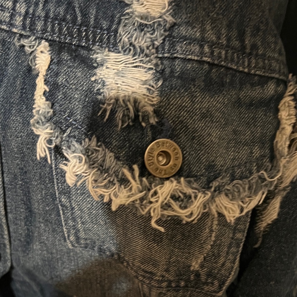 NWT Distressed Denim Jacket - Picture 2 of 7